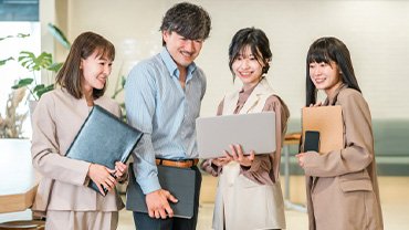 MacBookの寿命はどれくらい？少しでも長く使うコツや買い替えのタイミングを解説
